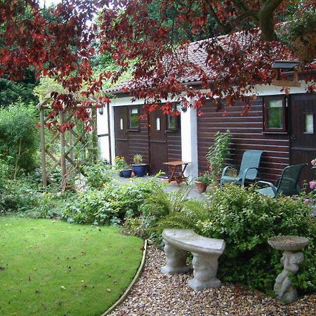 West Lodge Hotel Aylesbury (Buckinghamshire) Exterior foto